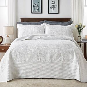 Luxurious White Quilted Bedding Set KING XL